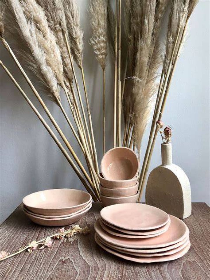 Feather, Tableware, Grass family, Dishware, Still life photography, Room, Quill, Branch, Cutlery, Serveware, 