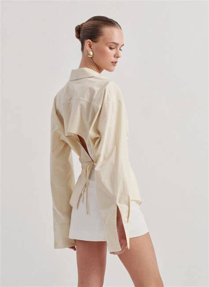Open-back cotton-poplin shirt Open-back cotton-poplin shirt